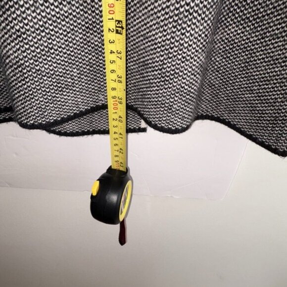 Italian Wool Blend Black White Sweater Overcoat Buttons Classic Timeless Size L - Picture 7 of 10